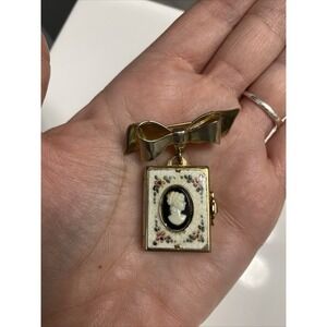 Pegasus CORO 4 Panel Folding Locket Brooch Cameo Bow‎ Dangle Drop